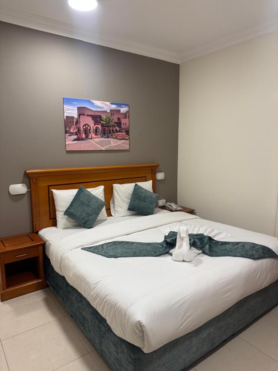 Al Murooj Hotel Apartments Маскат Экстерьер фото