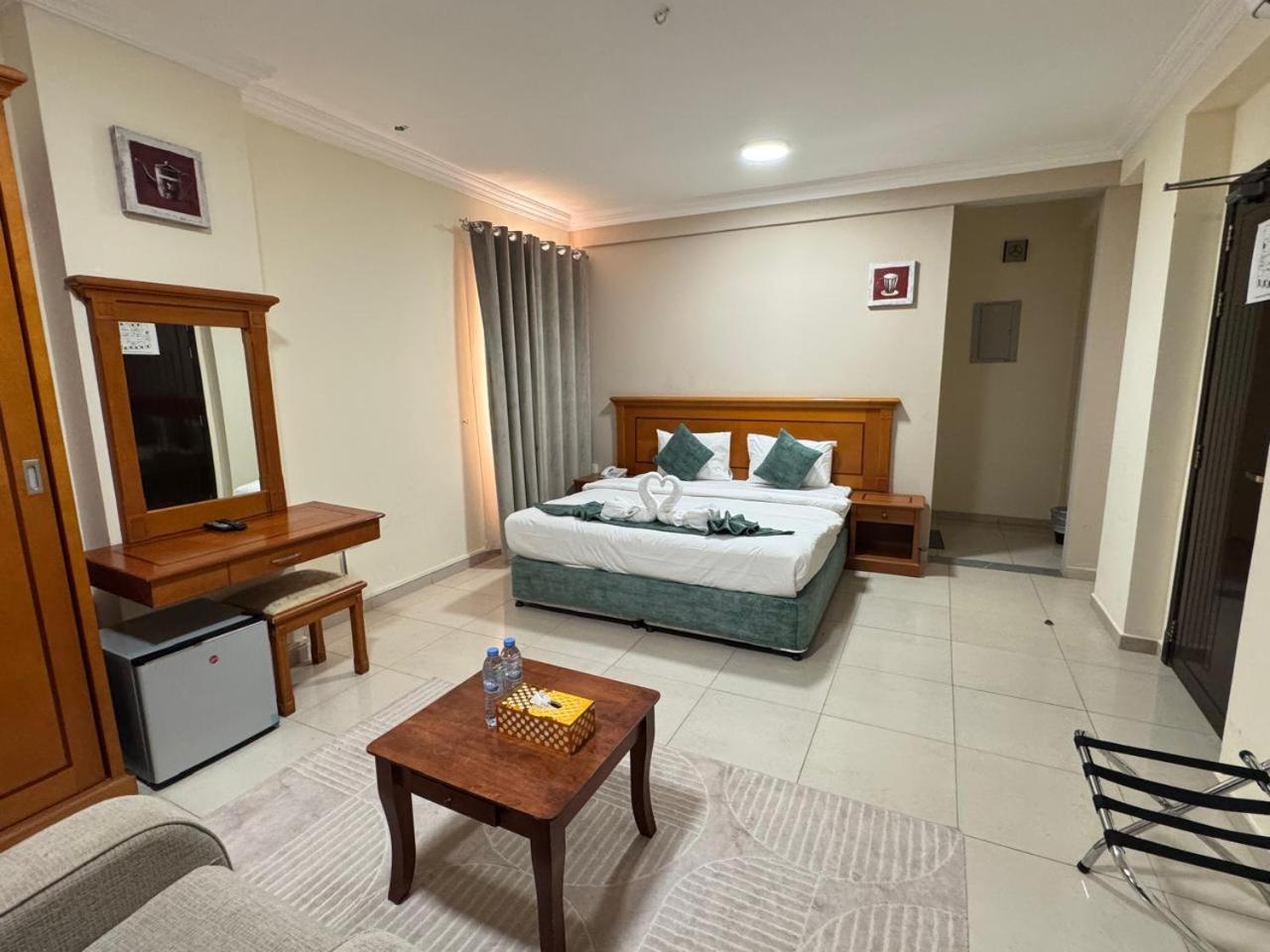 Al Murooj Hotel Apartments Маскат Экстерьер фото