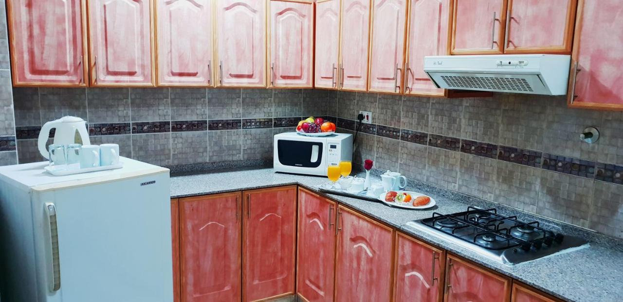 Al Murooj Hotel Apartments Маскат Экстерьер фото