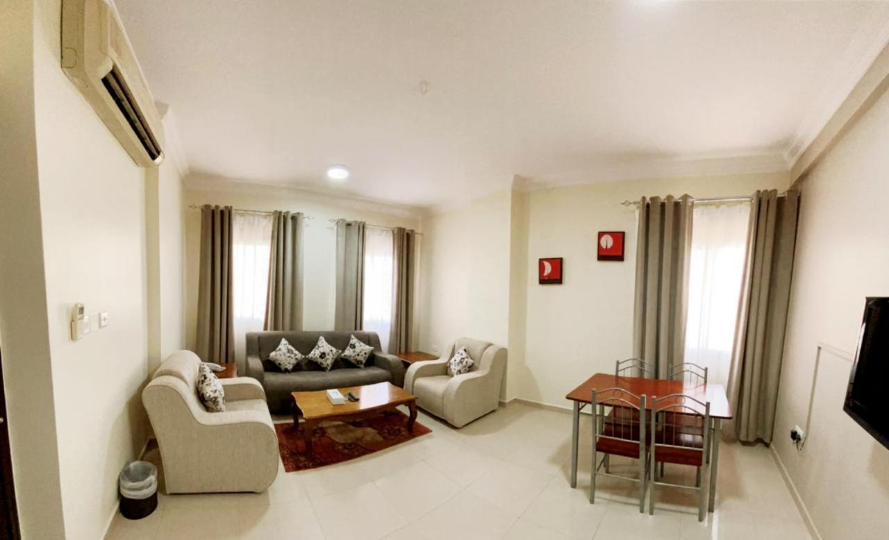 Al Murooj Hotel Apartments Маскат Экстерьер фото